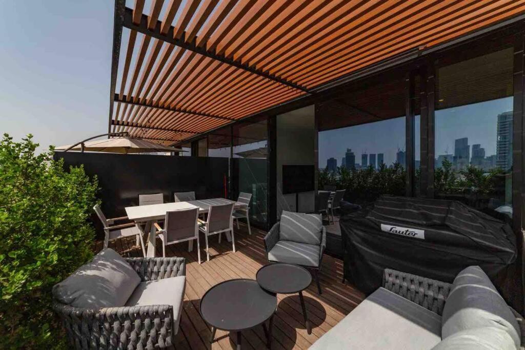 Amazing Penthouse On Gordon Beach 8 Guests Tel Aviv Dış mekan fotoğraf